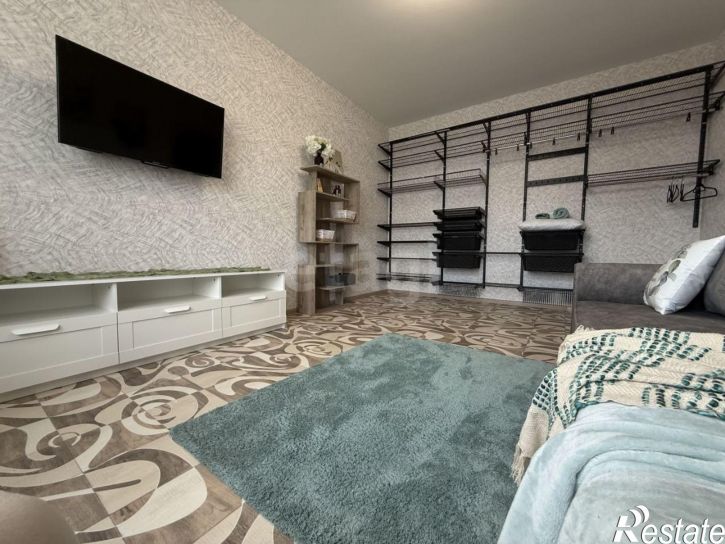 1-комн квартира улица Моисеева, 9Б,  д. 9Б