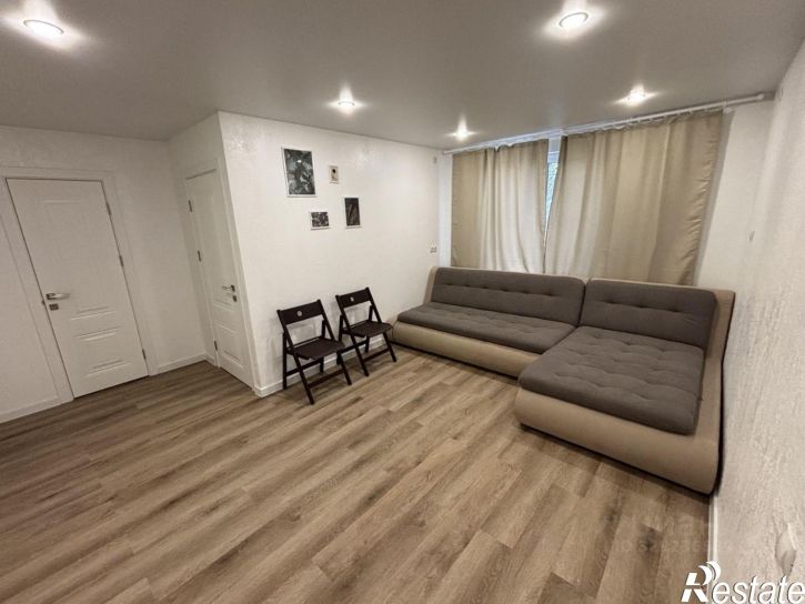 3-комн квартира улица Хользунова, 31,  д. 31