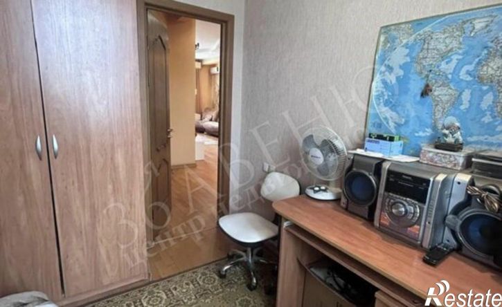 3-комн квартира ул 9 Января, 42,  д. 42