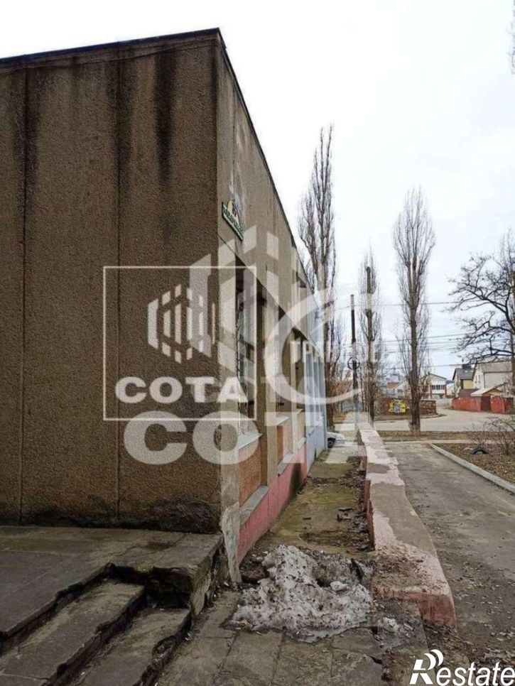 Помещение свободного назначения Южно-Моравская улица, 35,  д. 35