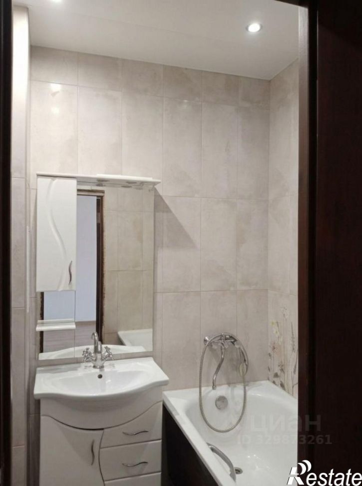 2-комн квартира улица Шукшина, 19,  д. 19
