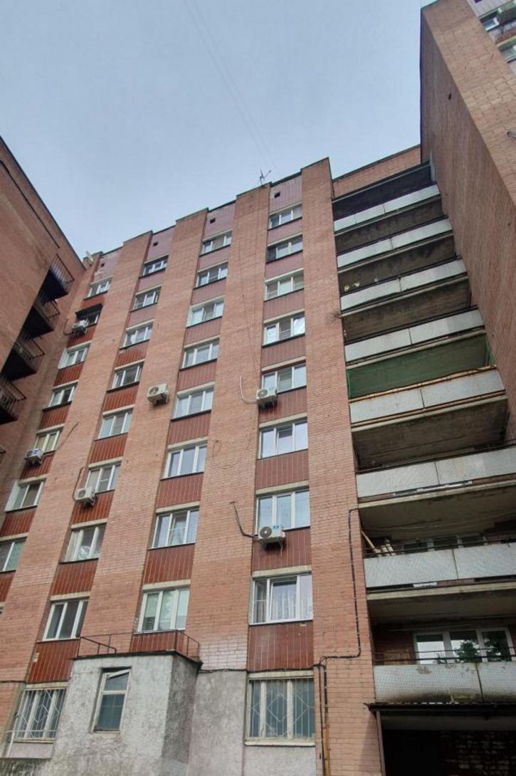 Комната Коминтерновский