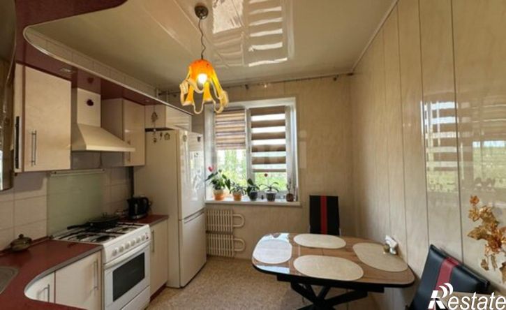 3-комн квартира улица 232-й Стрелковой Дивизии, 31,  д. 31