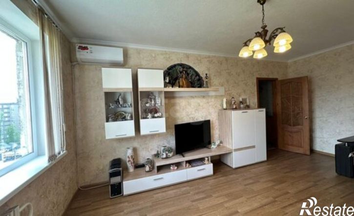 3-комн квартира улица 232-й Стрелковой Дивизии, 31,  д. 31