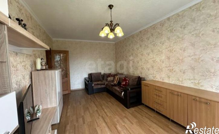 3-комн квартира улица 232-й Стрелковой Дивизии, 31,  д. 31