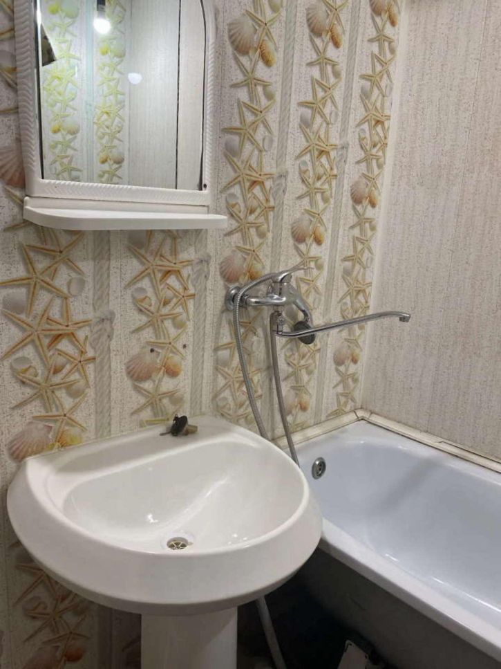 3-комн квартира Маршала Жукова улица, 3