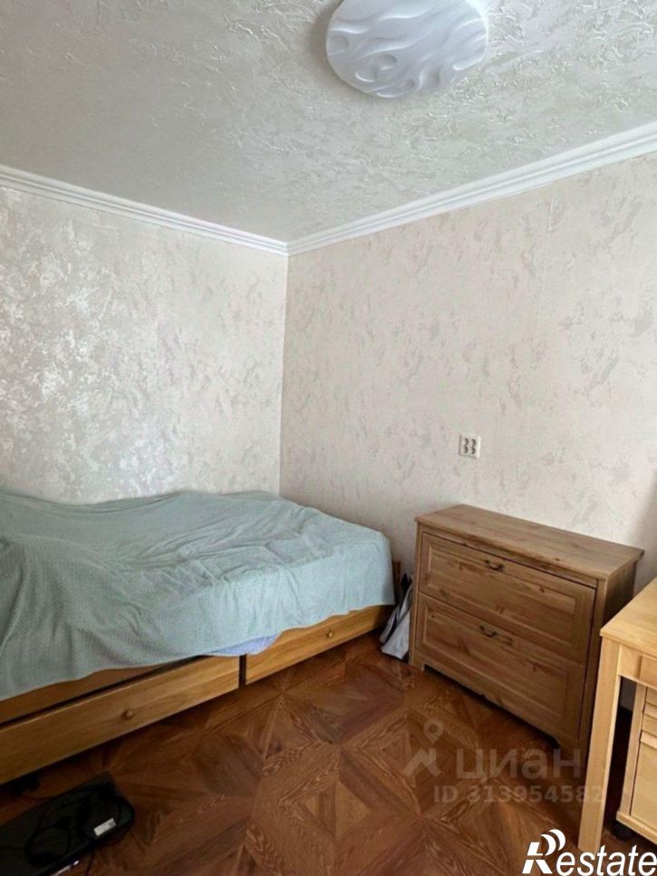 2-комн квартира улица 20-летия Октября, 40,  д. 40