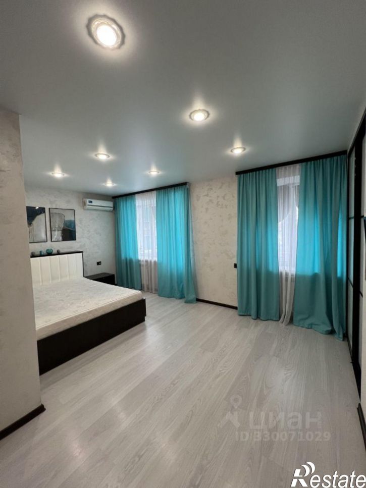 2-комн квартира улица Героев Сибиряков, 67А,  д. 67А