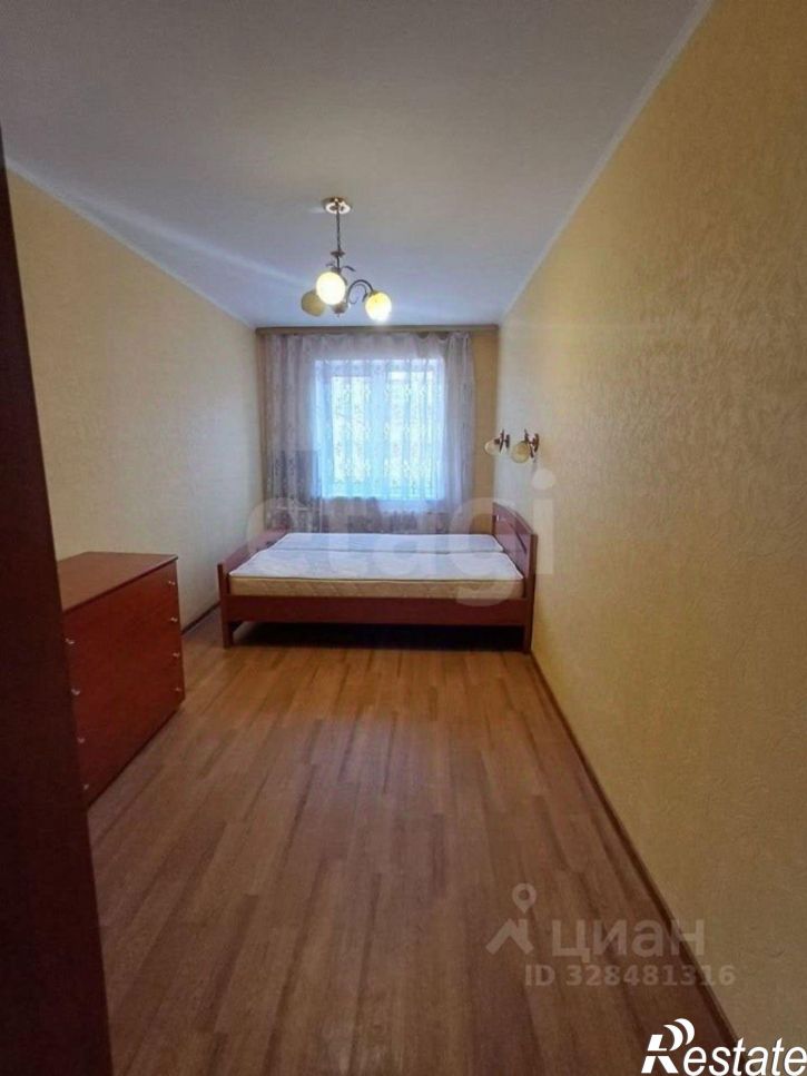 2-комн квартира ул Космонавта Комарова, 11а,  д. 11а