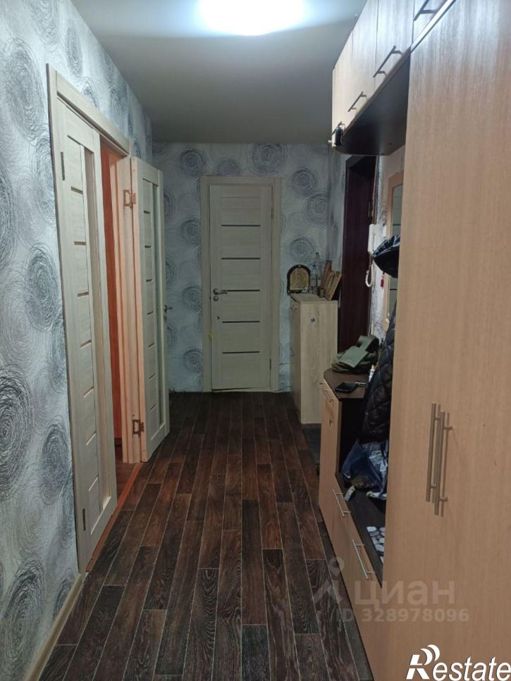 2-комн квартира улица 45-й Стрелковой Дивизии, 275,  д. 275