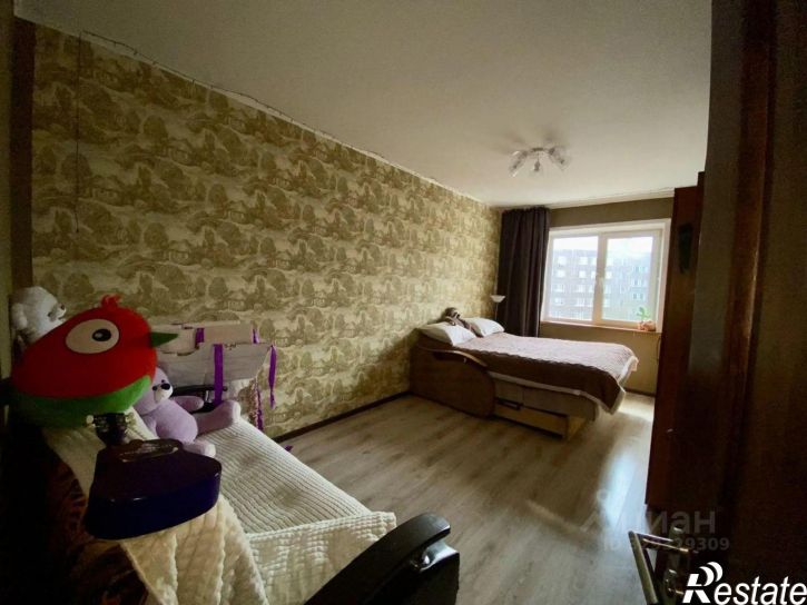 4-комн квартира улица Генерала Лизюкова, 105,  д. 105