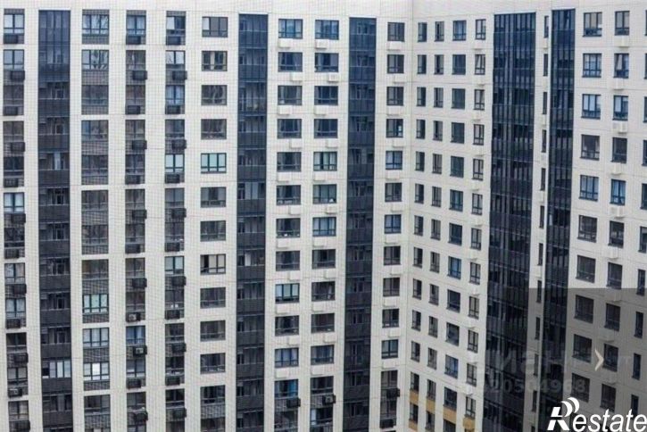 3-комн квартира в новом доме улица Загоровского