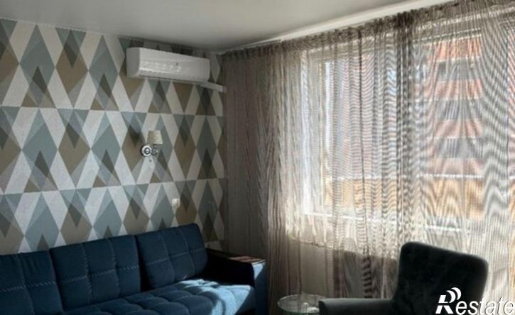2-комн квартира улица Суворова, 122Б,  д. 122Б