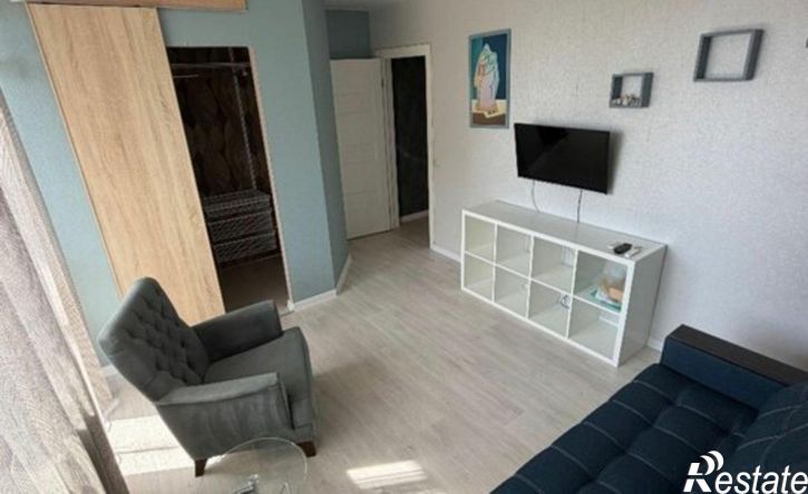 2-комн квартира улица Суворова, 122Б,  д. 122Б