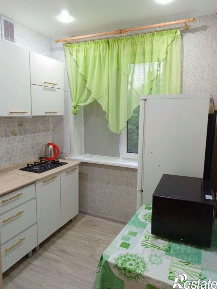 2-комн квартира ул Новосибирская, 37,  д. 37