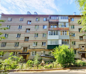 2-комн, 46кв м, этаж 4/5 121 стрелковой дивизии ул., 56