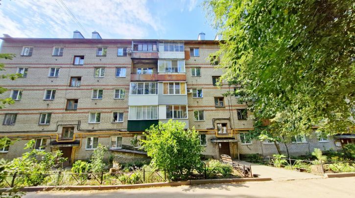 2-комн квартира 121 стрелковой дивизии ул., 56