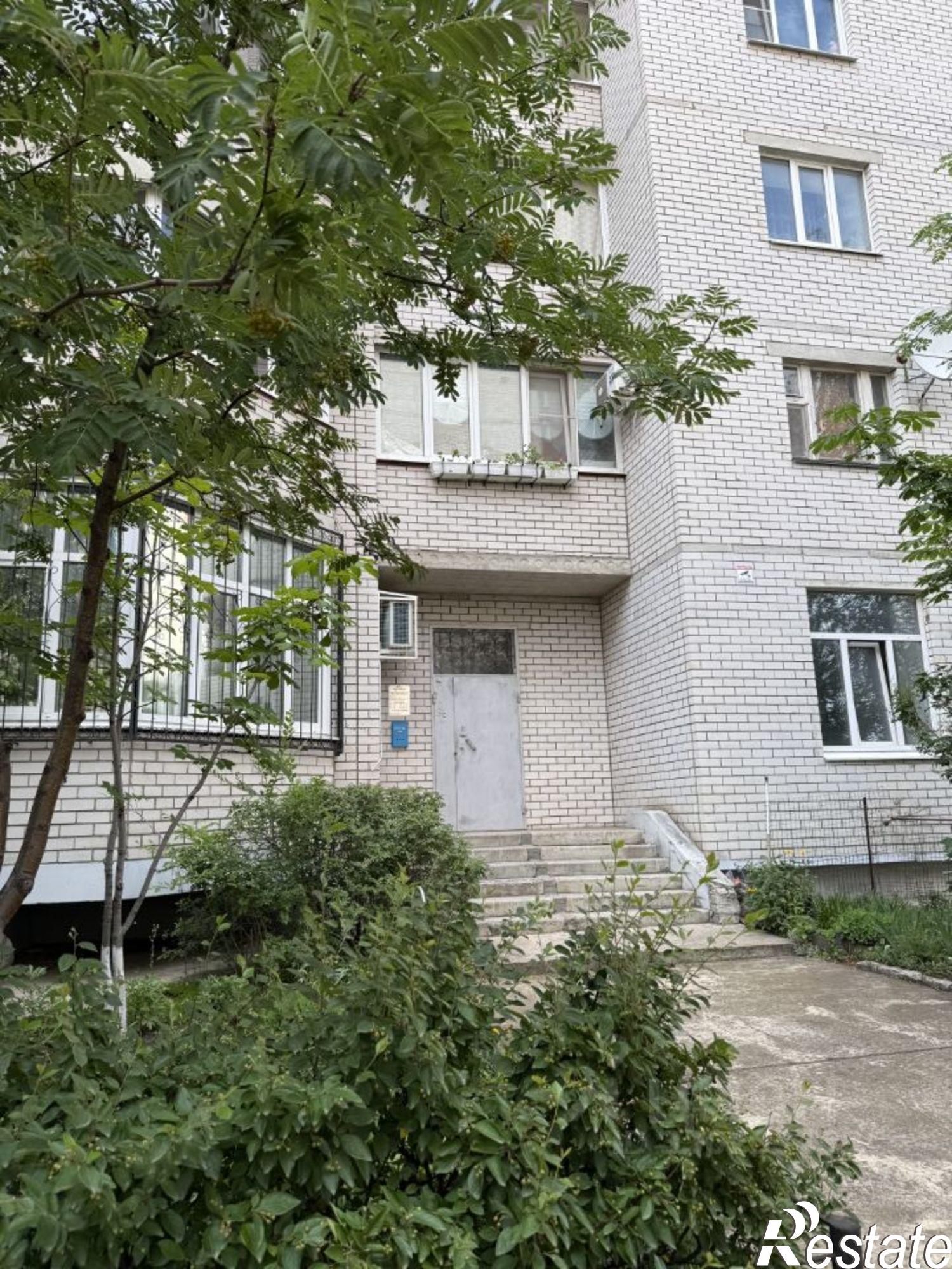 Купить офис, помещение под офис за 15 200 000 рублей на ул Владимира Невского, 36