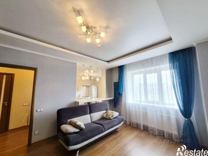 2-комн квартира ул 40 лет Октября, 8,  д. 8