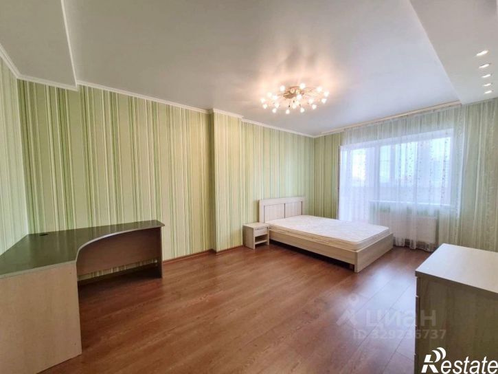 2-комн квартира ул 40 лет Октября, 8,  д. 8
