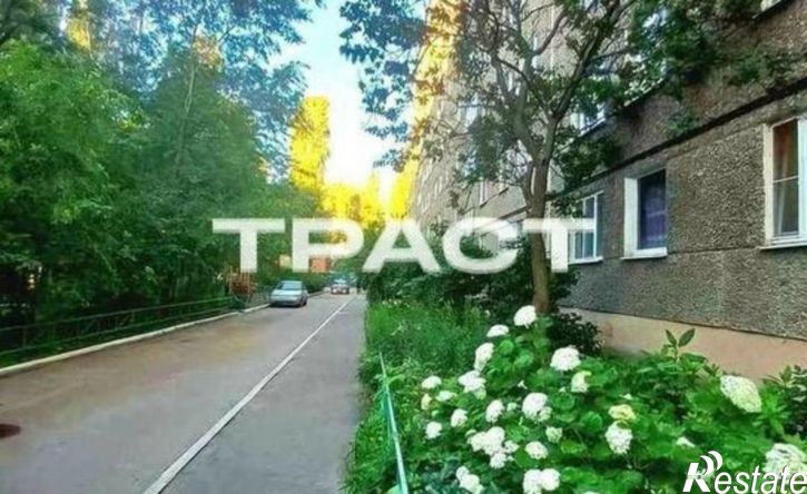 3-комн квартира улица Остужева, 3А,  д. 3А