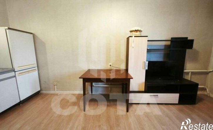 8-комн квартира улица Артамонова, 36,  д. 36