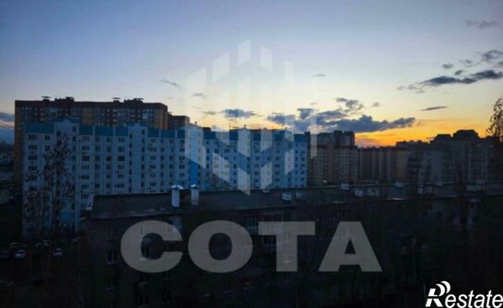 8-комн квартира улица Артамонова, 36,  д. 36