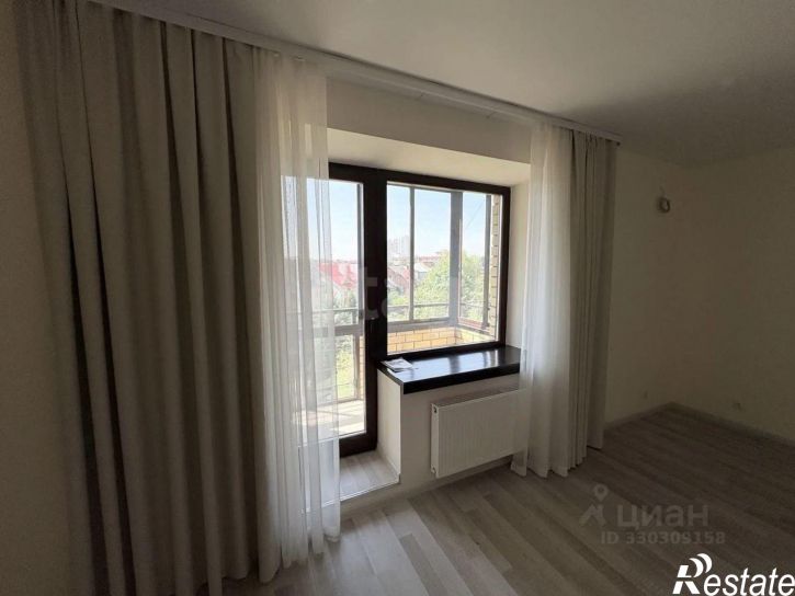 3-комн квартира улица Шишкова, 72Б,  д. 72Б
