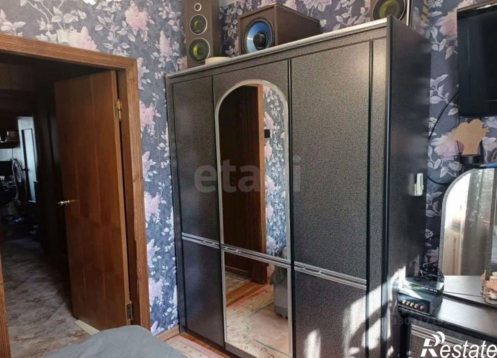 4-комн квартира улица Хользунова, 88,  д. 88