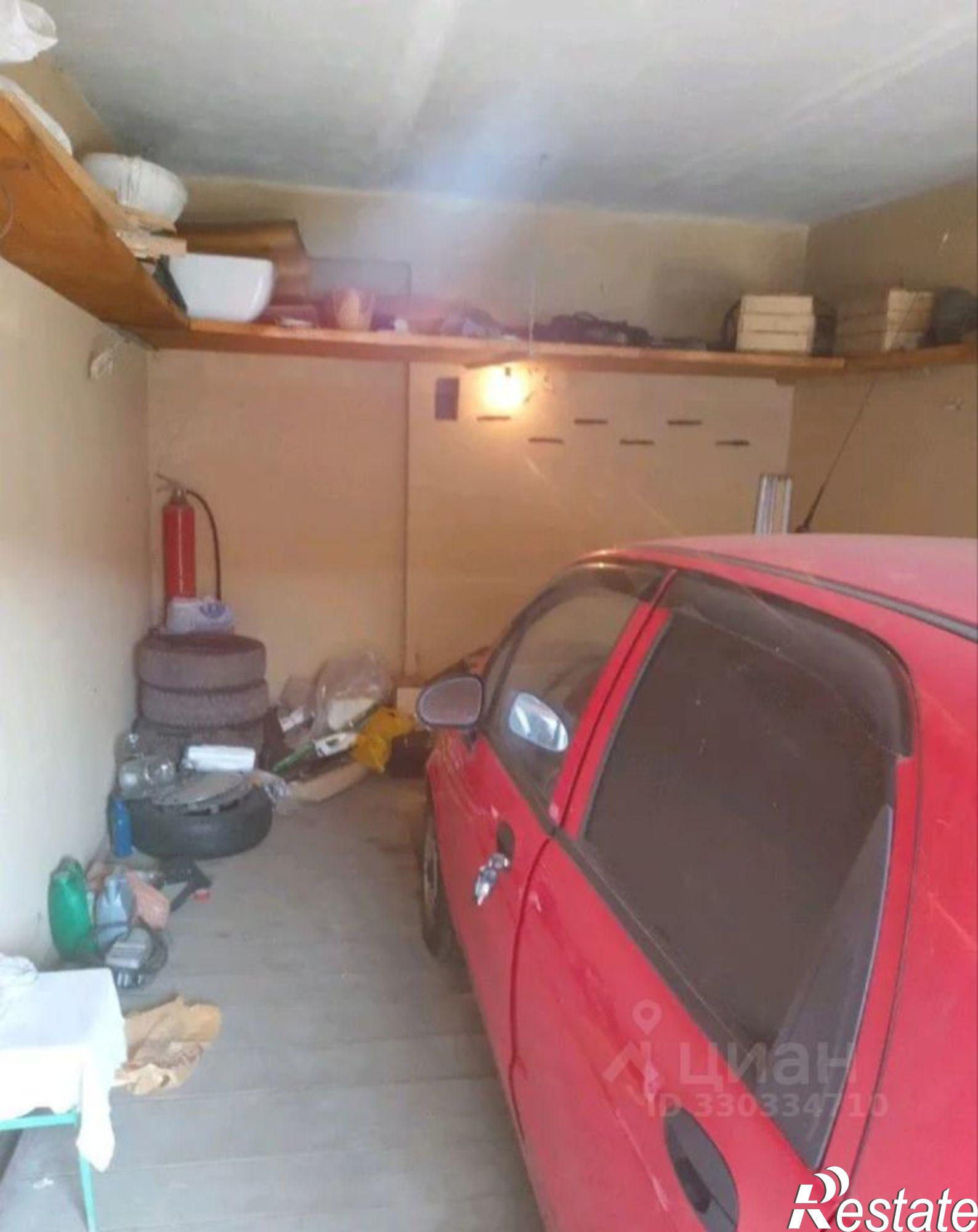 Купить гараж, место в паркинге за 992 394 рублей на ул Землячки, 1А