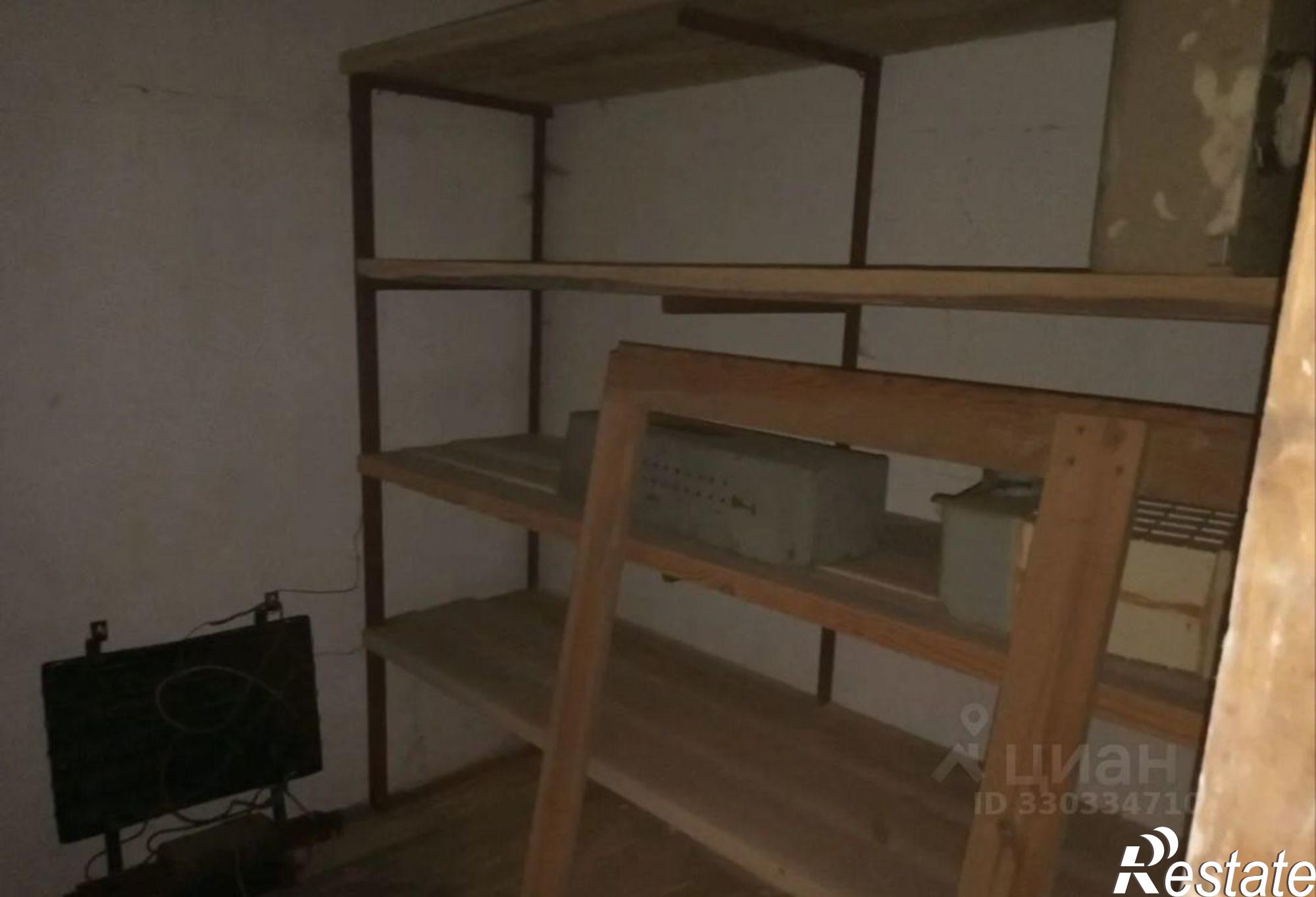 Купить гараж, место в паркинге за 992 394 рублей на ул Землячки, 1А