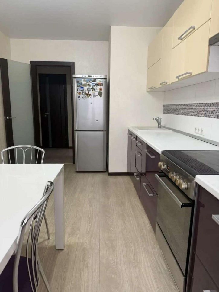 2-комн квартира 45 Стрелковой Дивизии улица, 275/2