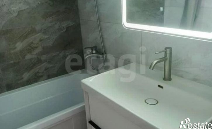 2-комн квартира улица Ворошилова, 63/2,  д. 63/2