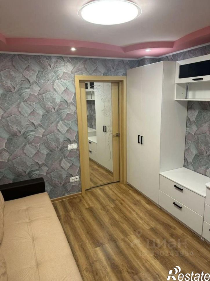2-комн квартира улица Антонова-Овсеенко, 7Б,  д. 7Б