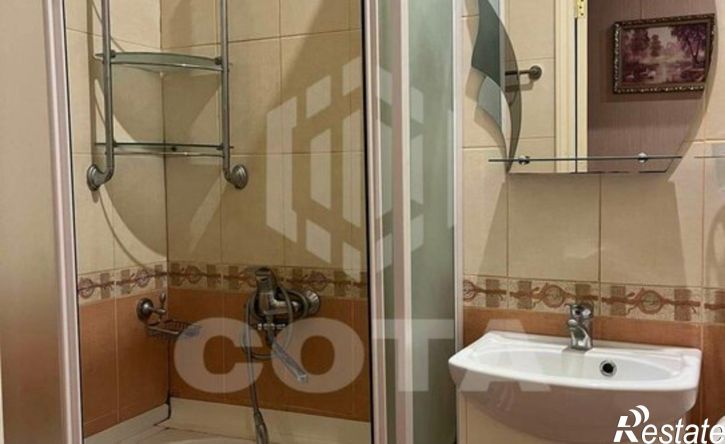 3-комн квартира улица Строителей, 3,  д. 3