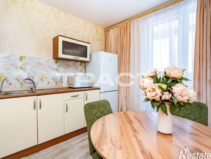 1-комн квартира улица Суворова, 122В,  д. 122В