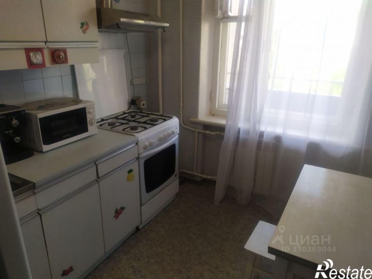 2-комн квартира проспект Труда, 8,  д. 8