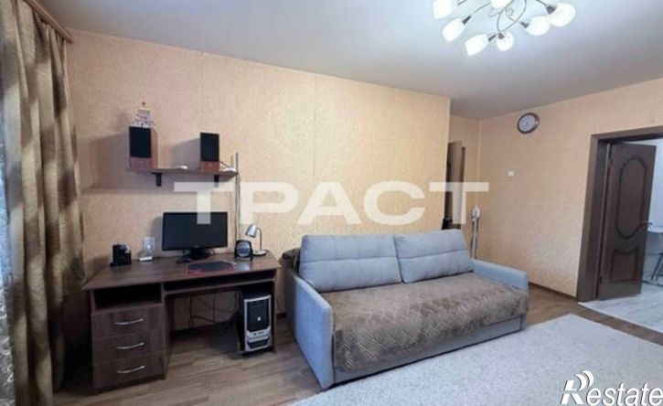3-комн квартира улица Хользунова, 15,  д. 15