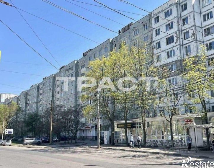 1-комн квартира б-р Победы, 3,  д. 3