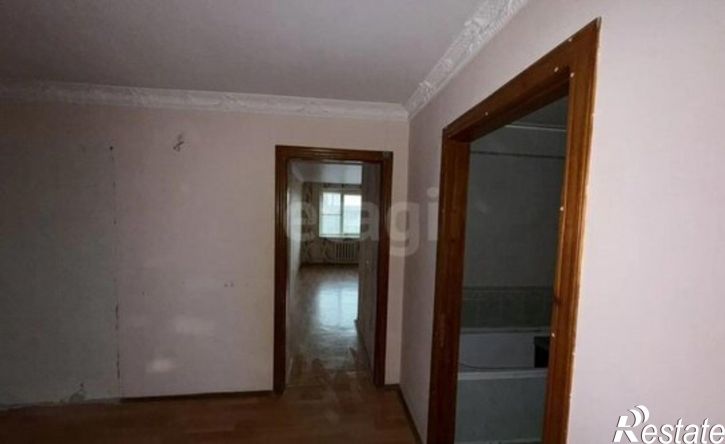 4-комн квартира улица Старых Большевиков, 92А,  д. 92А