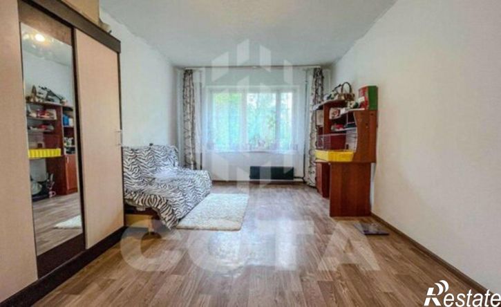 3-комн квартира ул Хользунова, 110,  д. 110