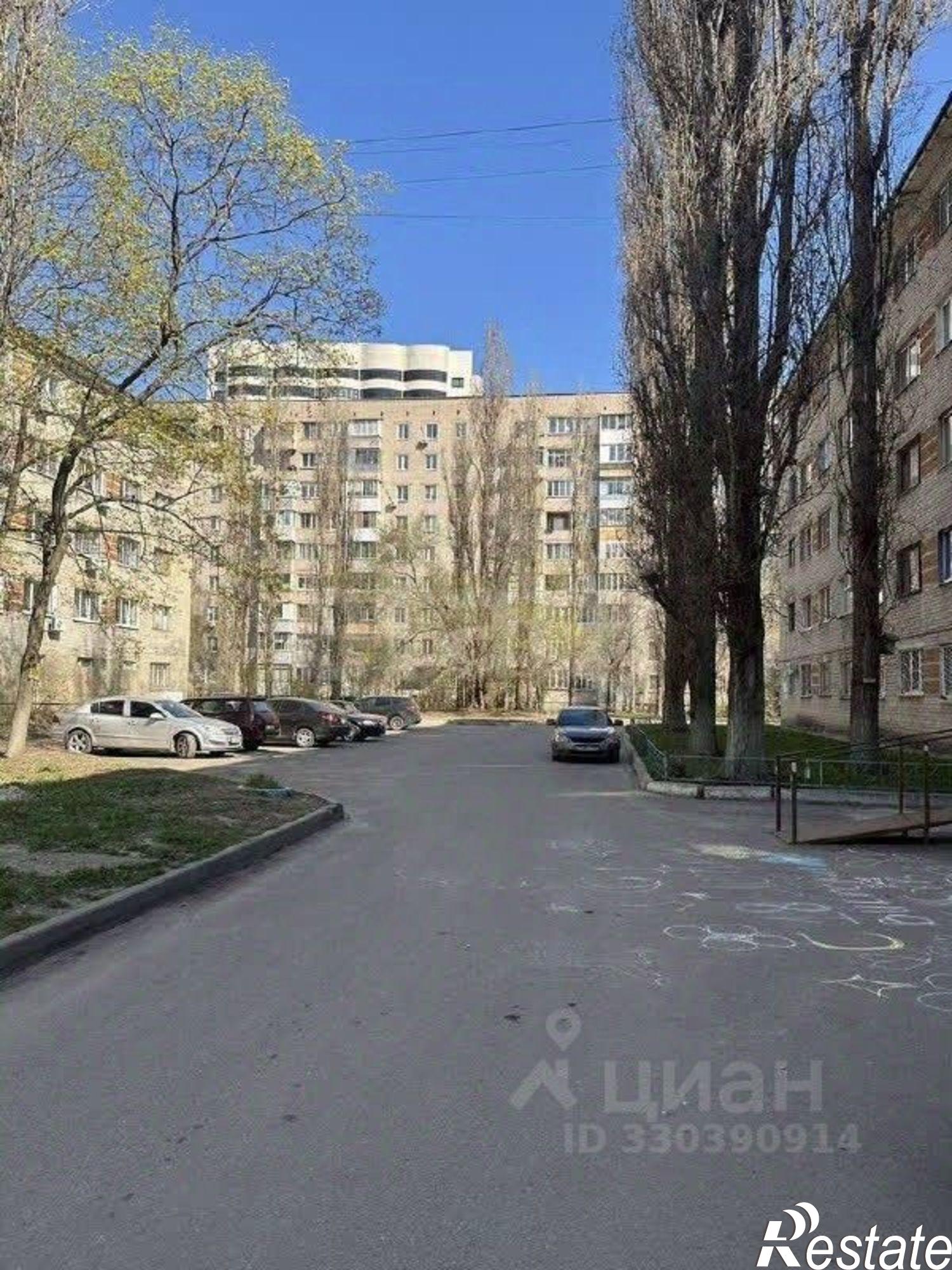 Купить комнату за 1 700 000 рублей на улица Молодогвардейцев, 10