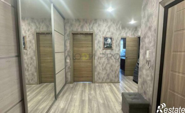 2-комн квартира улица Артамонова, 34/8,  д. 34/8