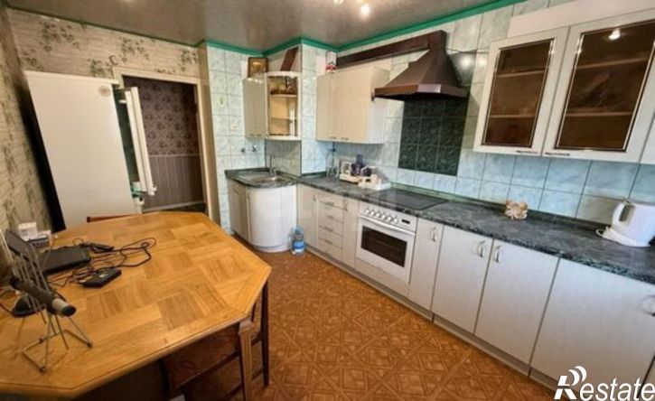 3-комн квартира пр-кт Труда, 157,  д. 157