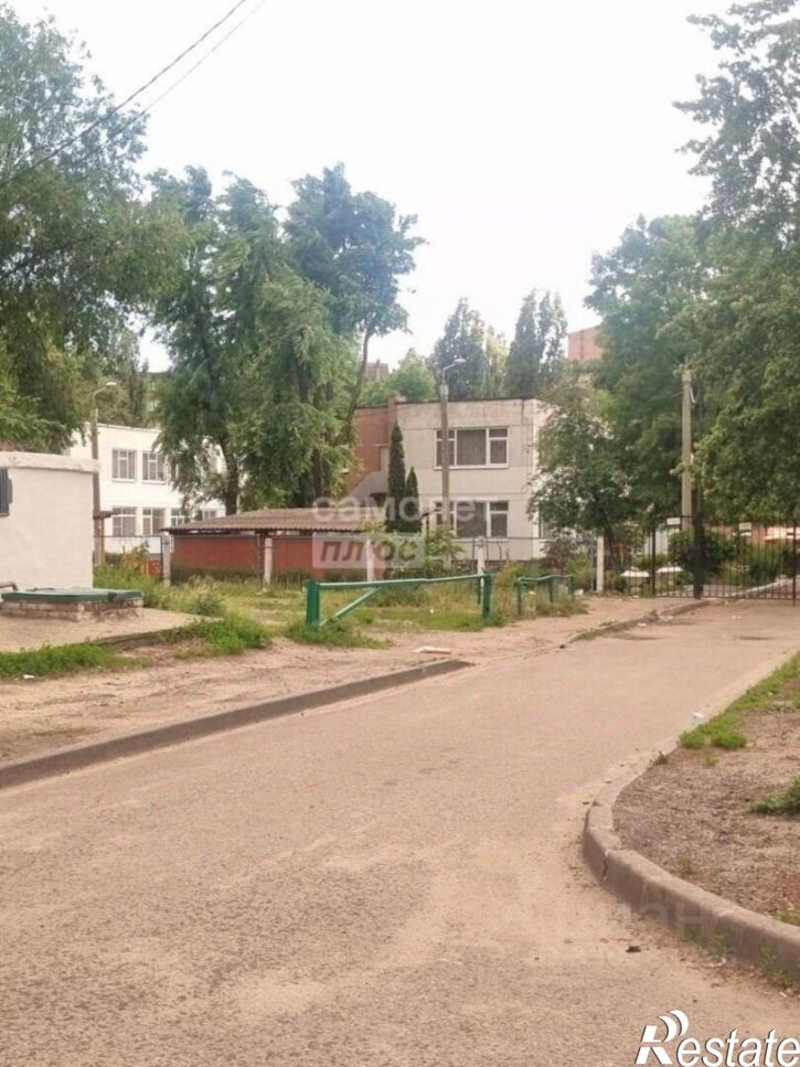 2-комн квартира улица Владимира Невского, 3,  д. 3