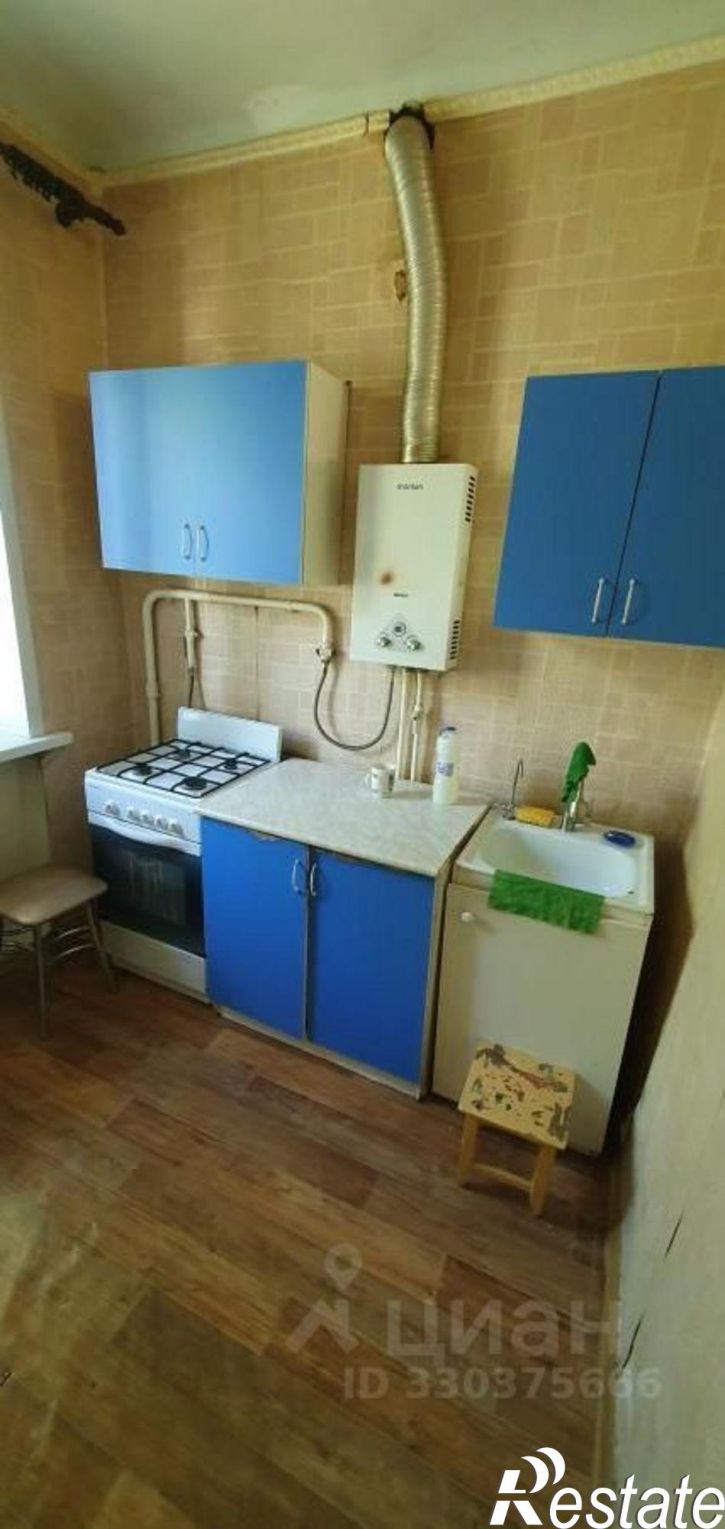 3-комн квартира ул Путилина, 10,  д. 10