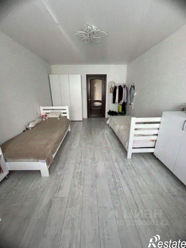 3-комн квартира пр-кт Патриотов, 31 1,  д. 31 1,  к. 1