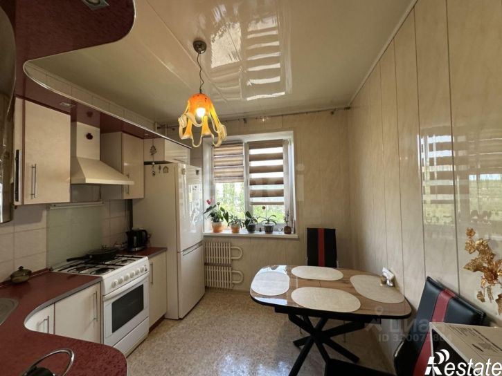 3-комн квартира ул 232 Стрелковой дивизии, 31,  д. 31