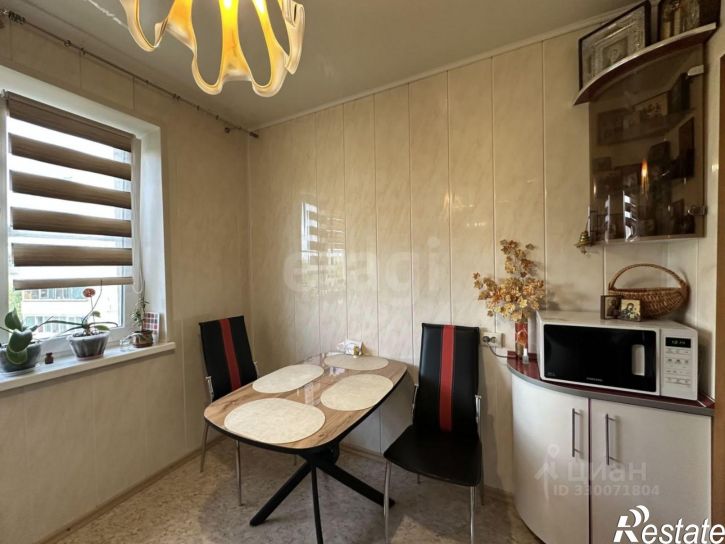 3-комн квартира ул 232 Стрелковой дивизии, 31,  д. 31