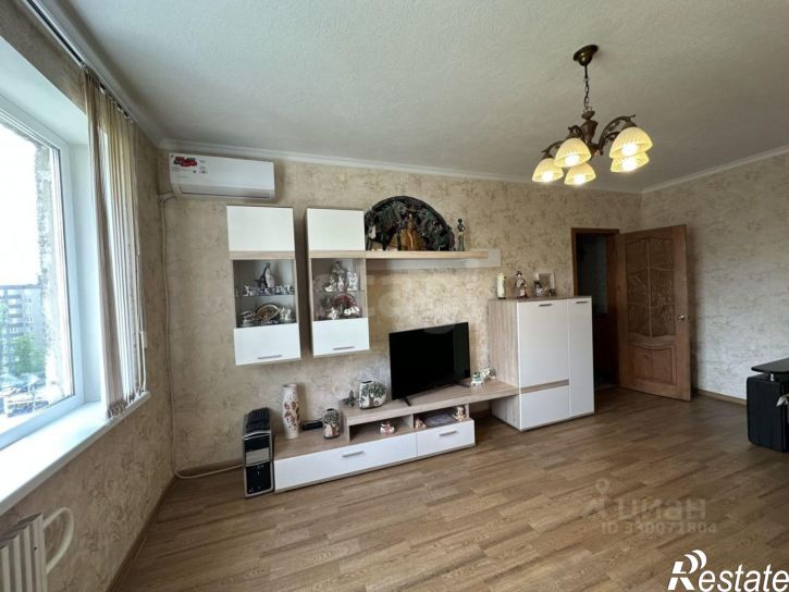3-комн квартира ул 232 Стрелковой дивизии, 31,  д. 31